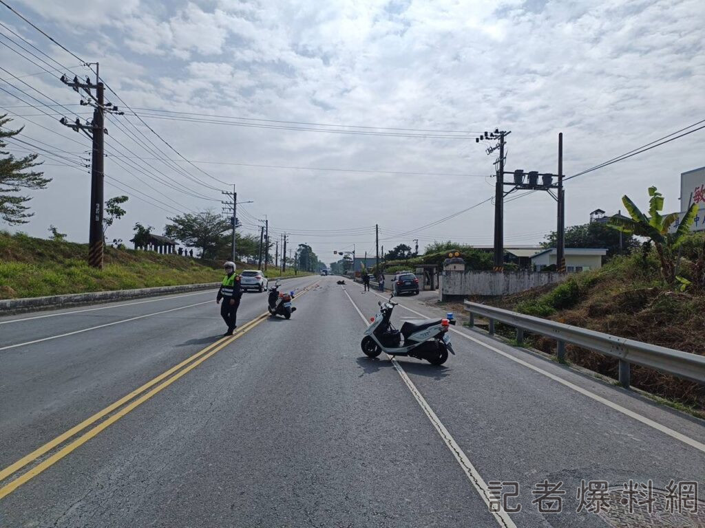 （更新）快訊／高雄男逆向撞上小客車！機車變廢鐵　人送醫搶救無效身亡