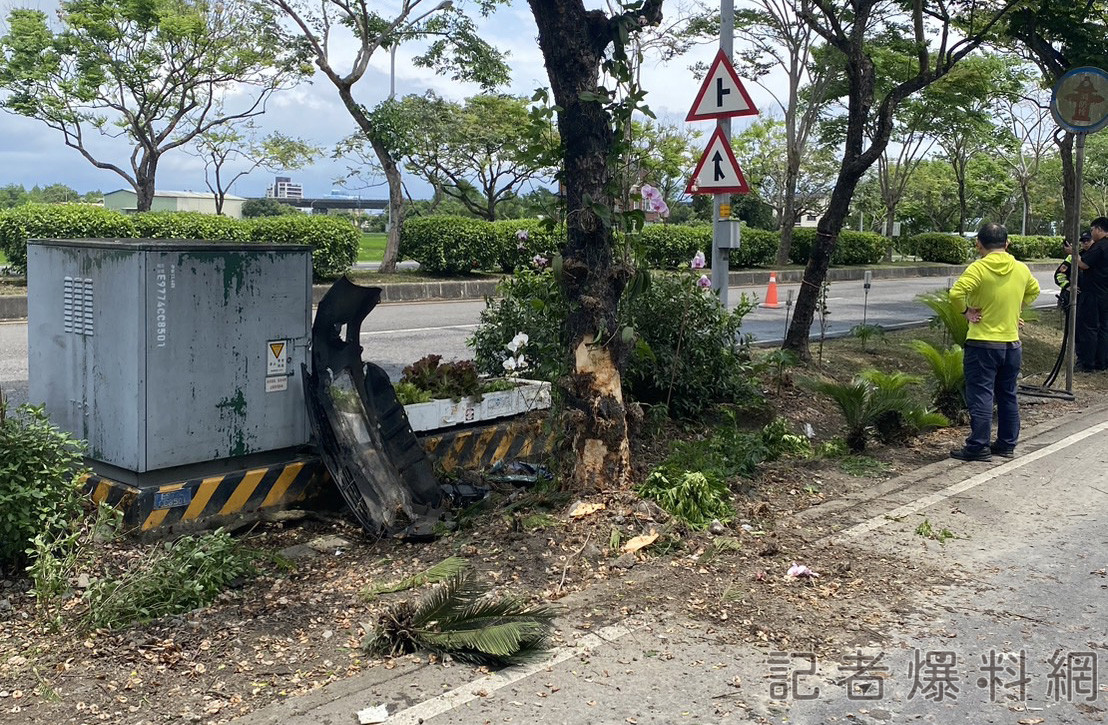 宜蘭小轎車天雨失控撞飛修剪花草男  摔至快車道又遭撞