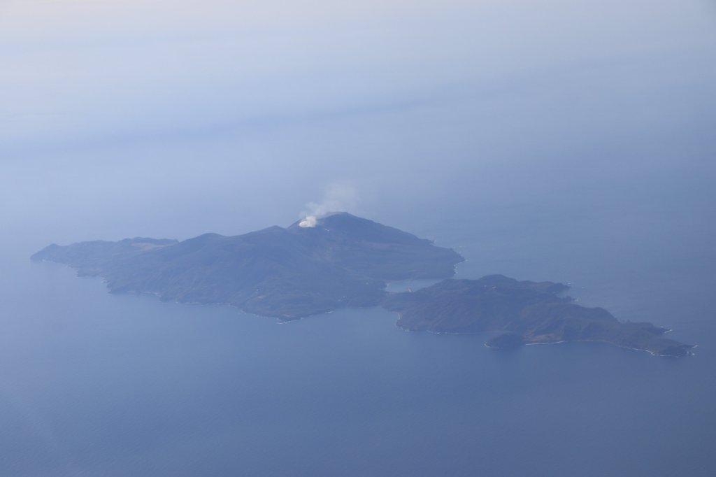 10天狂震135次！口永良部島火山警戒升至3級 嚴防火砕流來襲