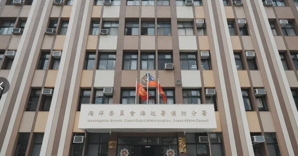 勾串私菸集團詐領獎金還收受特斯拉！　-海巡署前少校偵查員遭起訴求處重刑