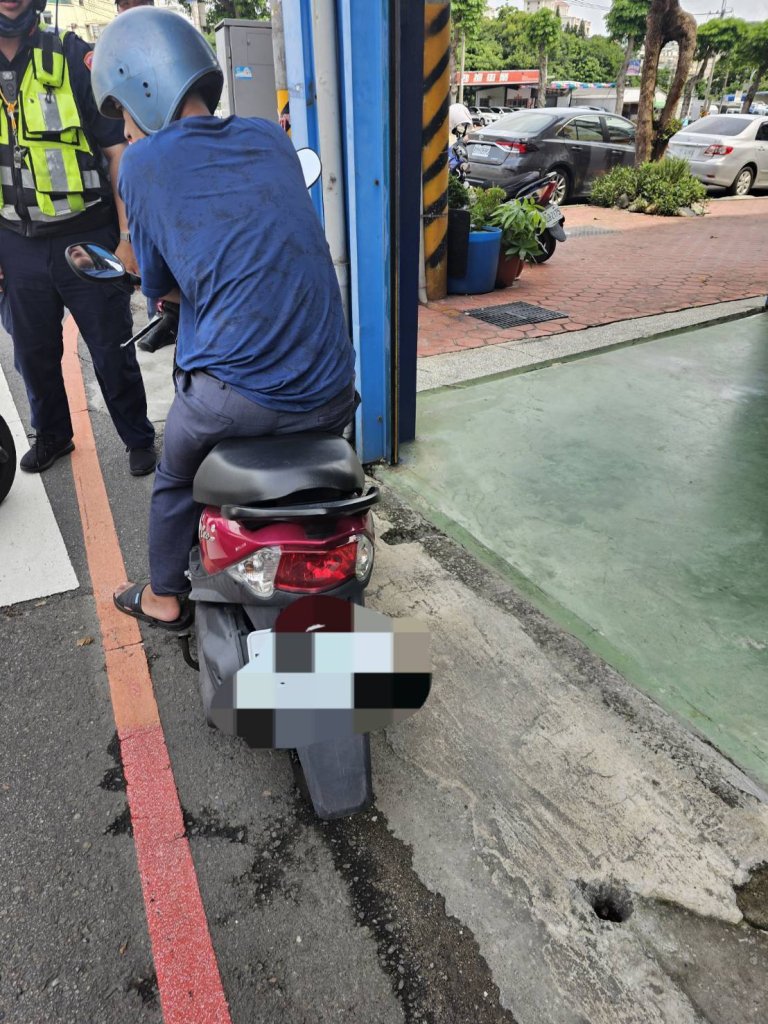 好貴的午餐！台中男子不耐遇演習久等　硬騎機車上路罰鍰3至15萬