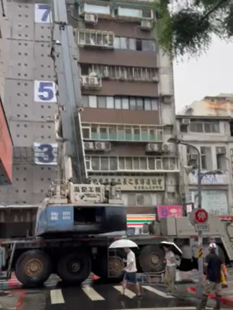 爆料／一定要死第二個才處理嗎？ 民眾爆錦州街建案工地施工毫無安全意識