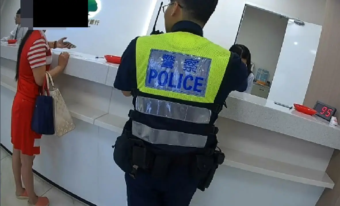 臺中紅衣姊冷回-我不辦了轉身閃人-一查之下真相浮出