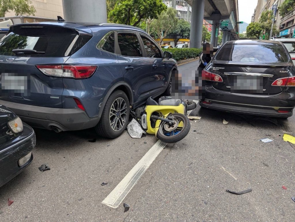 北市和平東路連環車禍!男無照駕駛闖禍稱頭暈 釀7車追撞機車騎士重傷