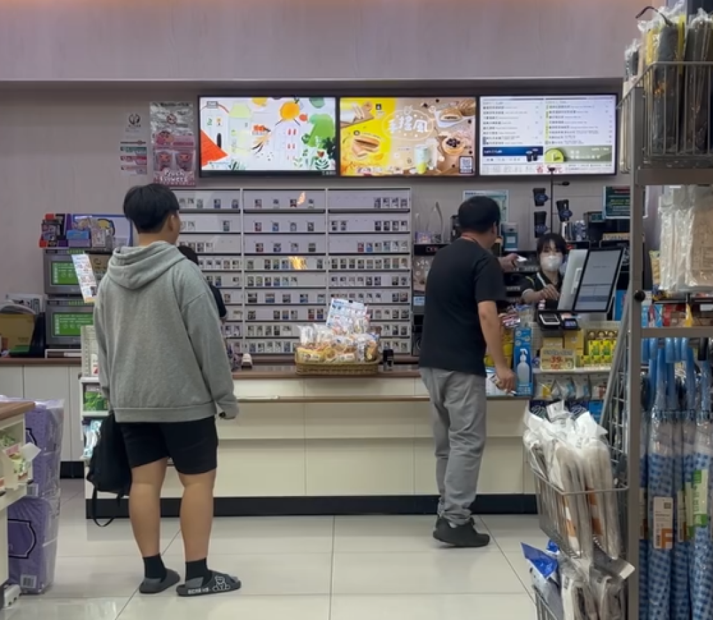 台中恐佈運將！超商內抽菸吐檳榔　還嗆店員「你知不知道我可以殺死你」