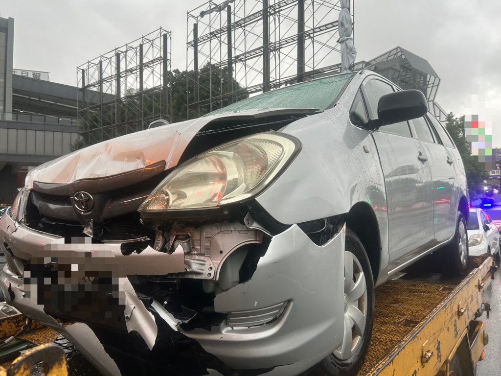 國道1號南向三車追撞-警方提醒「保持安全距離」才是保命關鍵