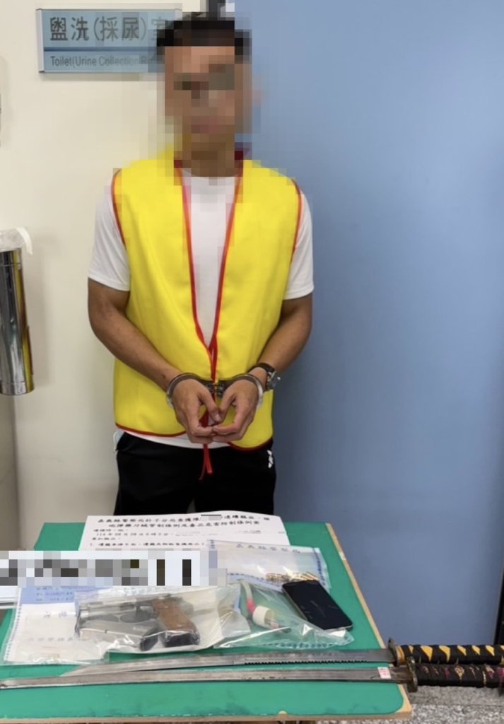 嘉義「娃娃機大盜」落網！39歲男藏汽車旅館 警攻堅驚見手槍、武士刀