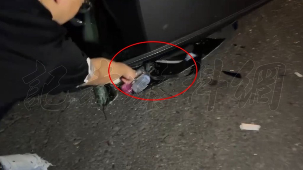 高雄自撞翻車！安全座椅放副駕　嬰兒掉出「頭被夾住」險送命
