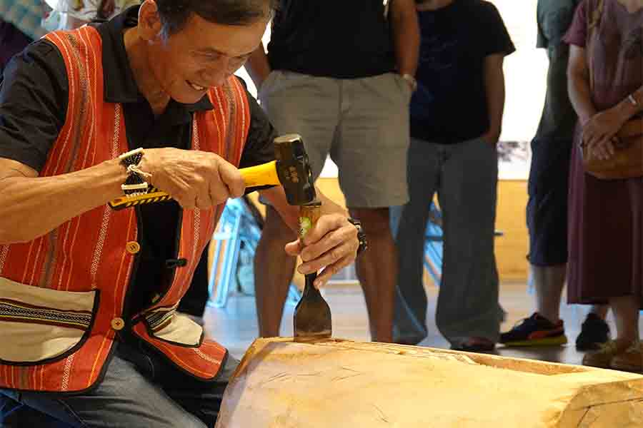 南澳群泰雅族傳統織布器具聯展-「韋建福」帶領師生傳承