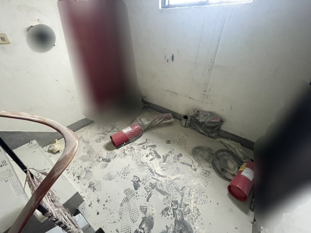 「為著10萬元」　男持滅火器闖民宅狂噴還跟鄰居打架