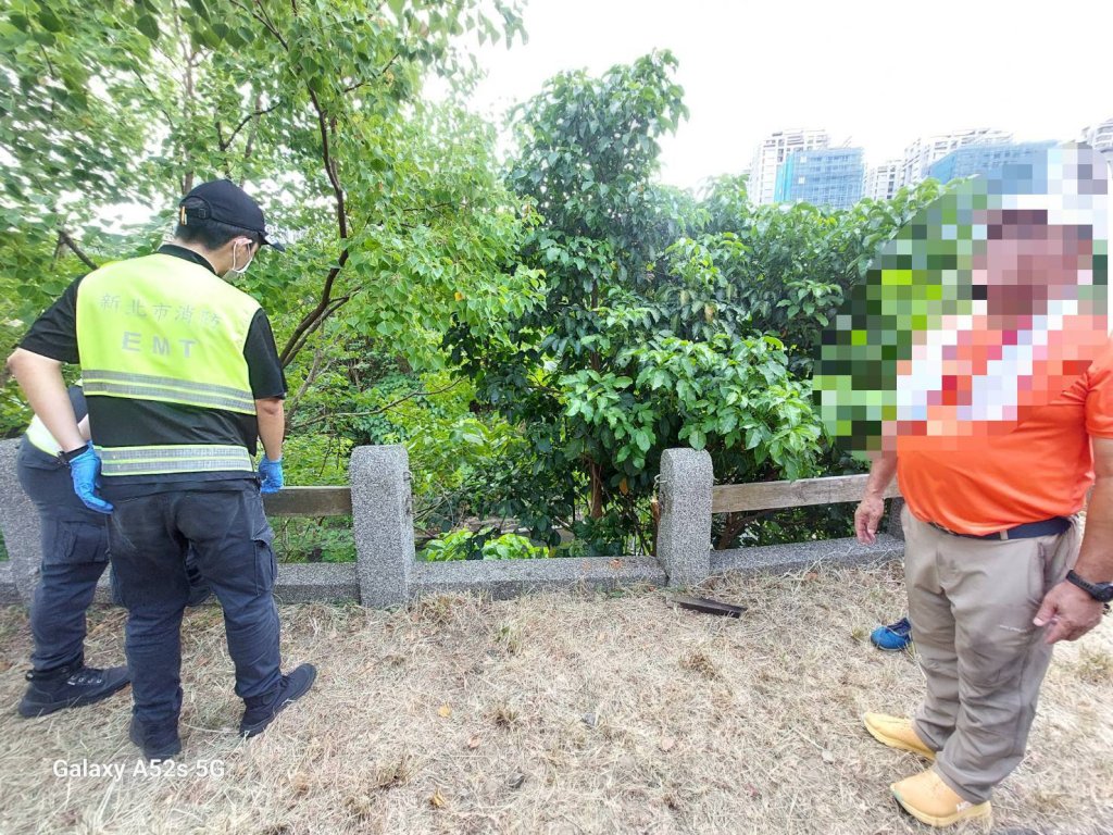 參加健行活動　7旬翁倚靠護欄突斷裂…失足墜落不治