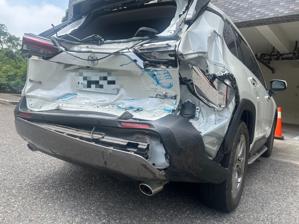 國道3號驚險！貨車中線拋錨釀連環碰撞　所幸無人受傷