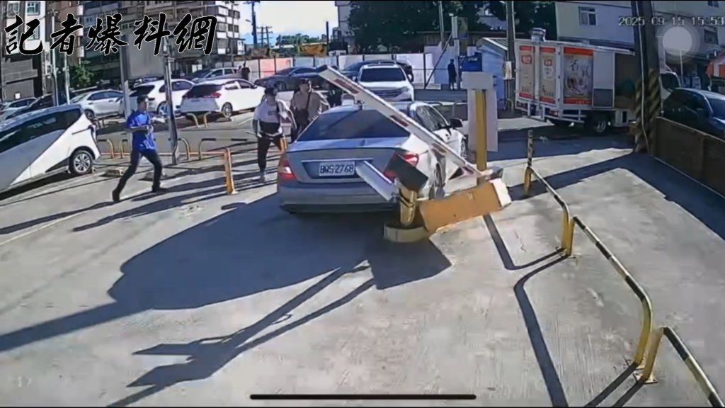 礁溪毒蟲拒捕…女友為愛開車衝撞　警開2槍射爆輪胎仍被趁亂脫逃