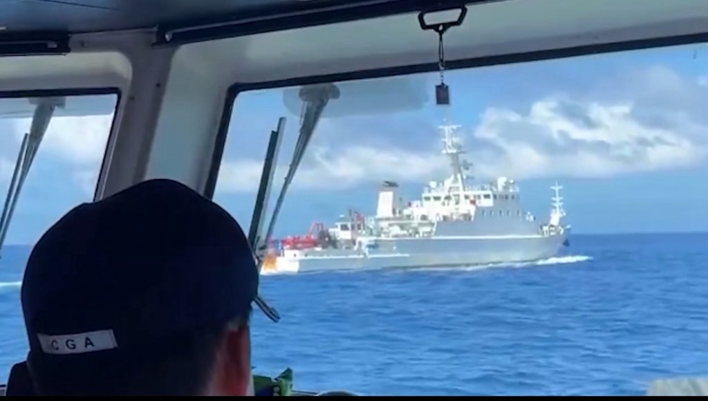 有片／海巡人員偵獲2中國科研船侵入我國海域　遭強勢驅離