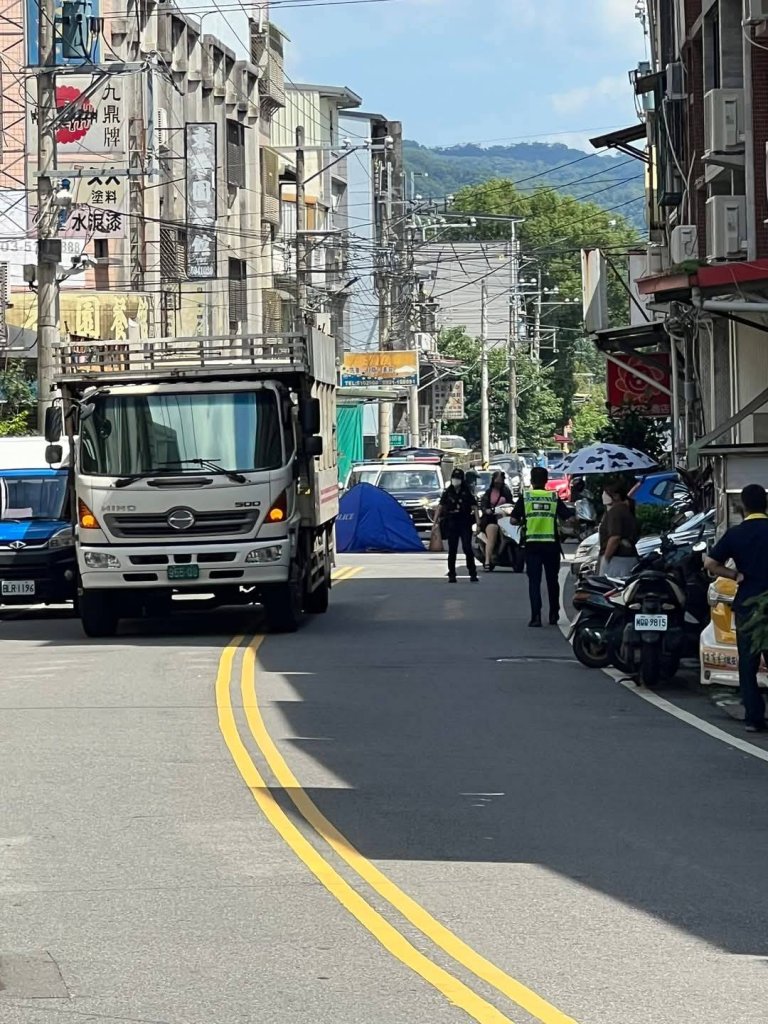 竹東死亡車禍！ 　84歲翁遭小貨車撞擊當場死亡