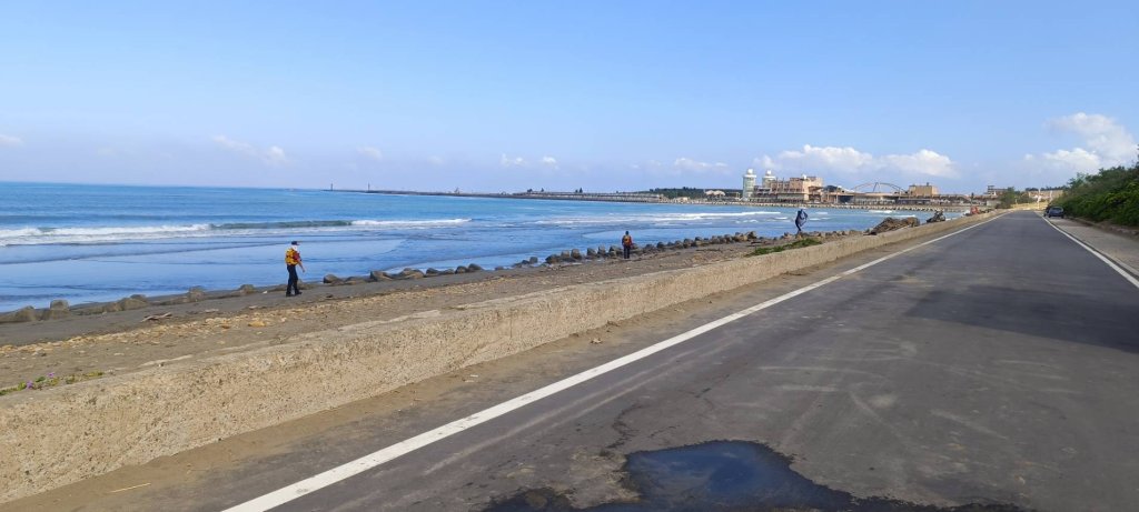 越南移工永安漁港戲水遭大浪捲走 搜救逾18小時尋獲冰冷遺體