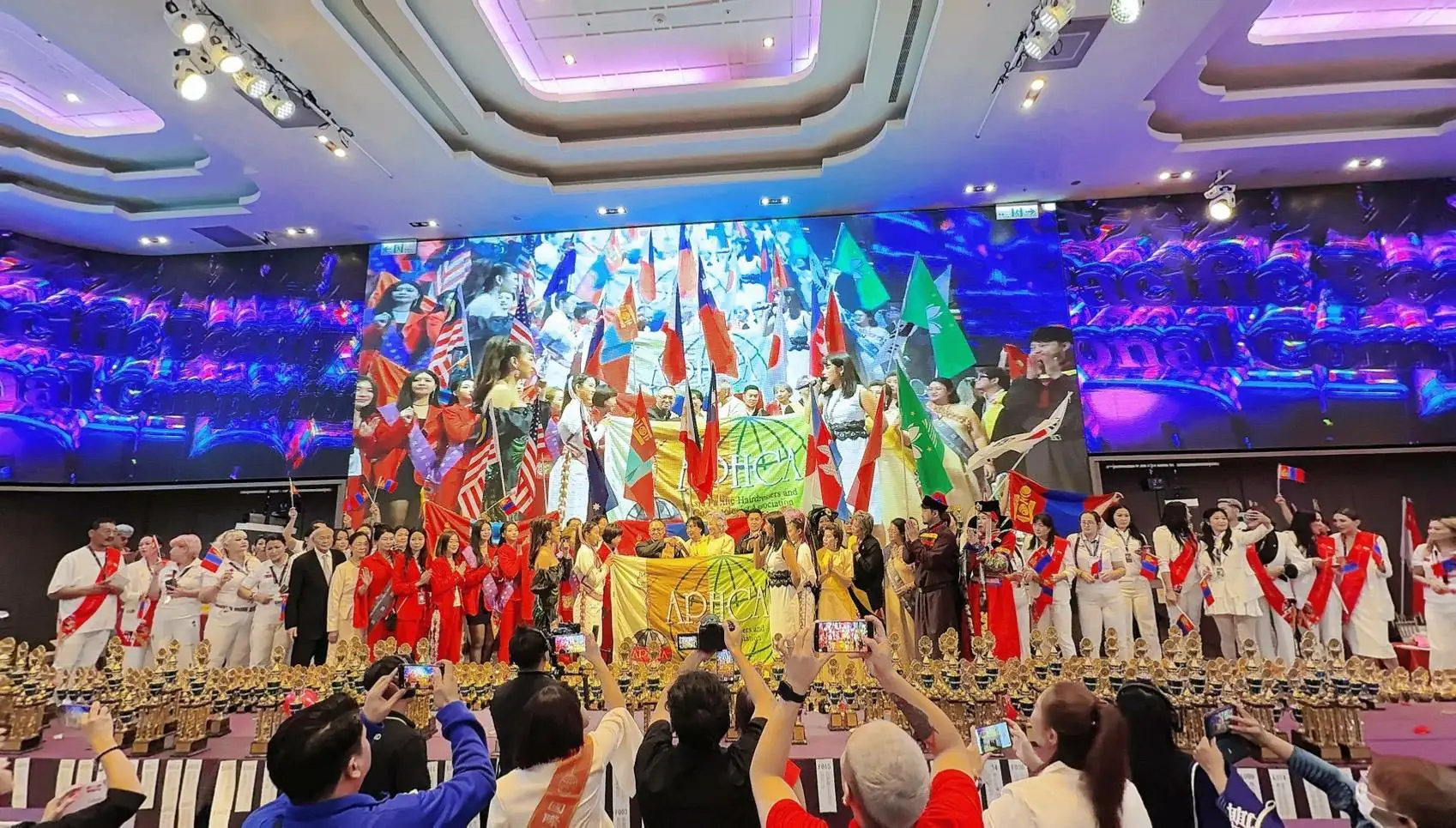 第29屆APHCA亞太美容美髮奧林匹克大賽圓滿落幕　陳炯銘晉升APHCA代表主席領導18國美業發展