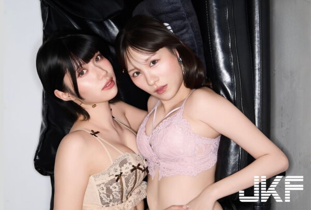 AV女優石原希望、村上悠華　「爆乳月兔」造型超火辣