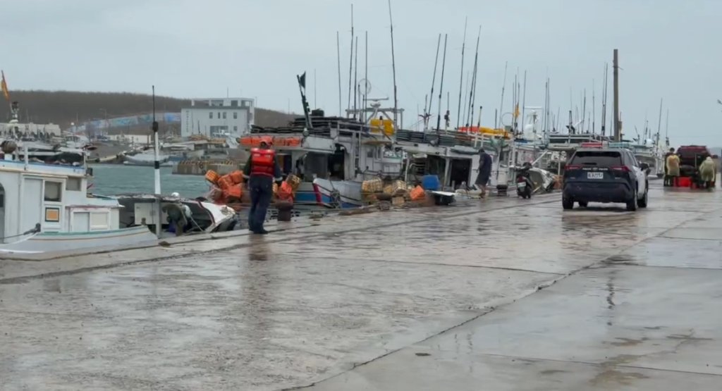 澎湖風櫃東漁港清晨驚見浮屍 真實身分待查