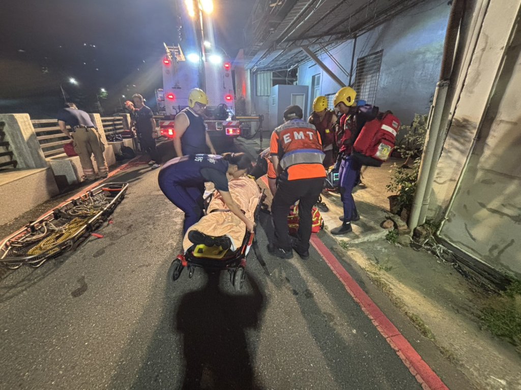 深夜網約翻車！台南消防員幽會女網友「她氣到跳河」　身份曝光糗大了