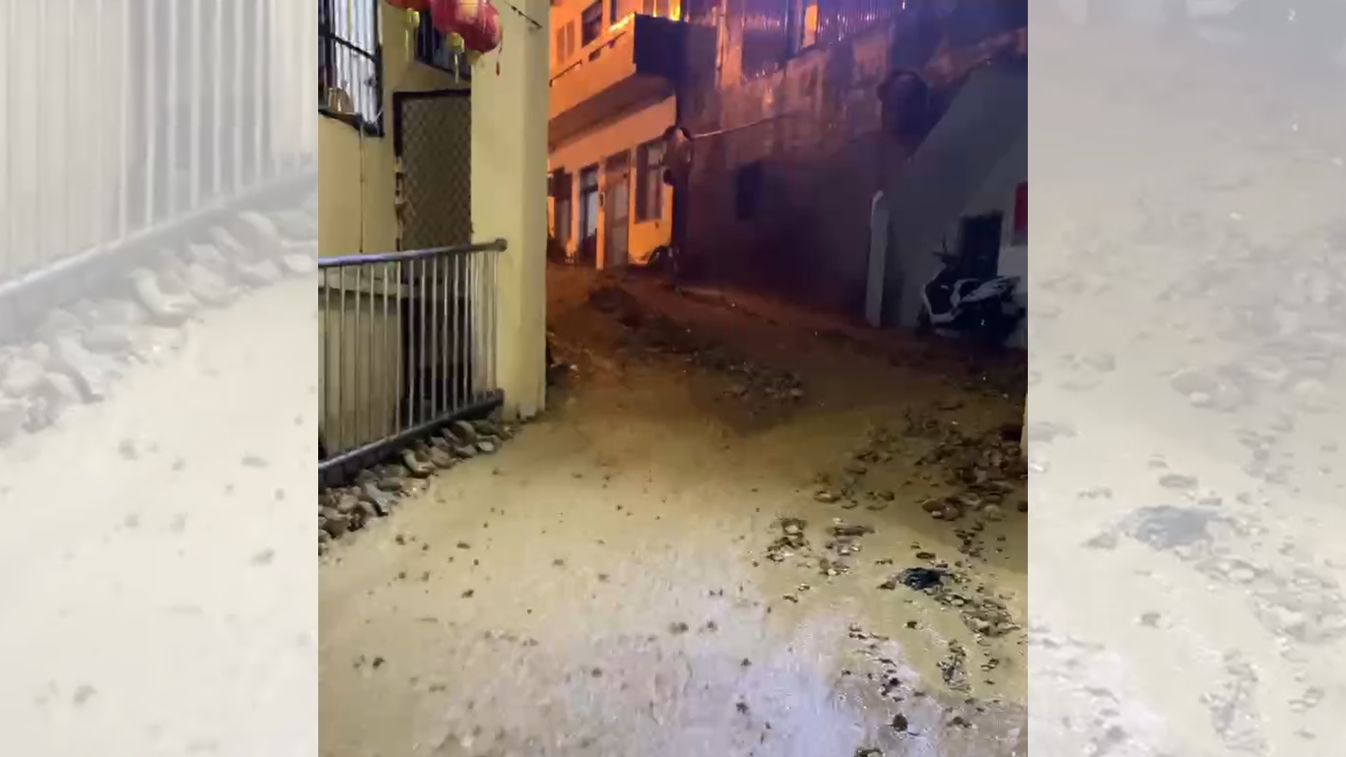 影音/暴雨釀災蘇澳水淹超過肩膀 宜蘭縣多處傳災情11/12停止上班上課