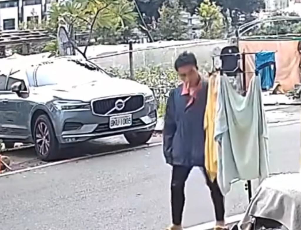 是誰掛的？彰化社頭鄉滷肉飯便當掛民宅曬衣架　屋主心裡直發毛