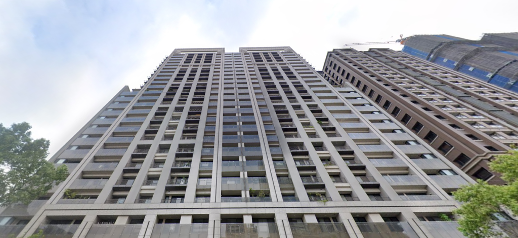 台中驚傳七期豪宅社區大樓前強盜鉅款案! 男子剛領1061萬遭兩惡煞洗劫一空