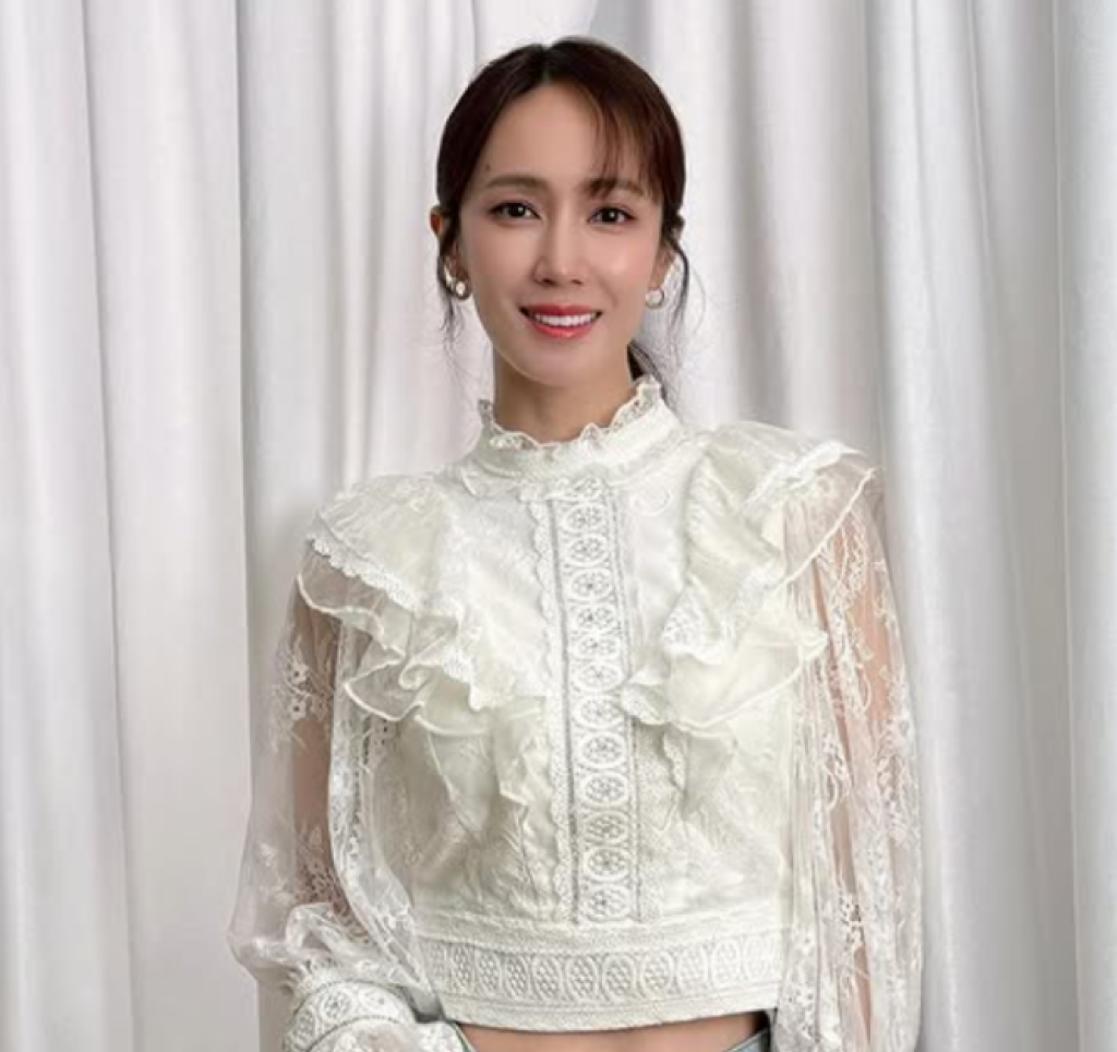 小薰被爆「拖欠牙醫14萬元」！經紀人3項聲明回應