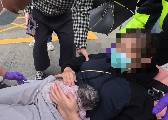 影音/孕婦急產-宜蘭消防現場即刻接生護母子平安