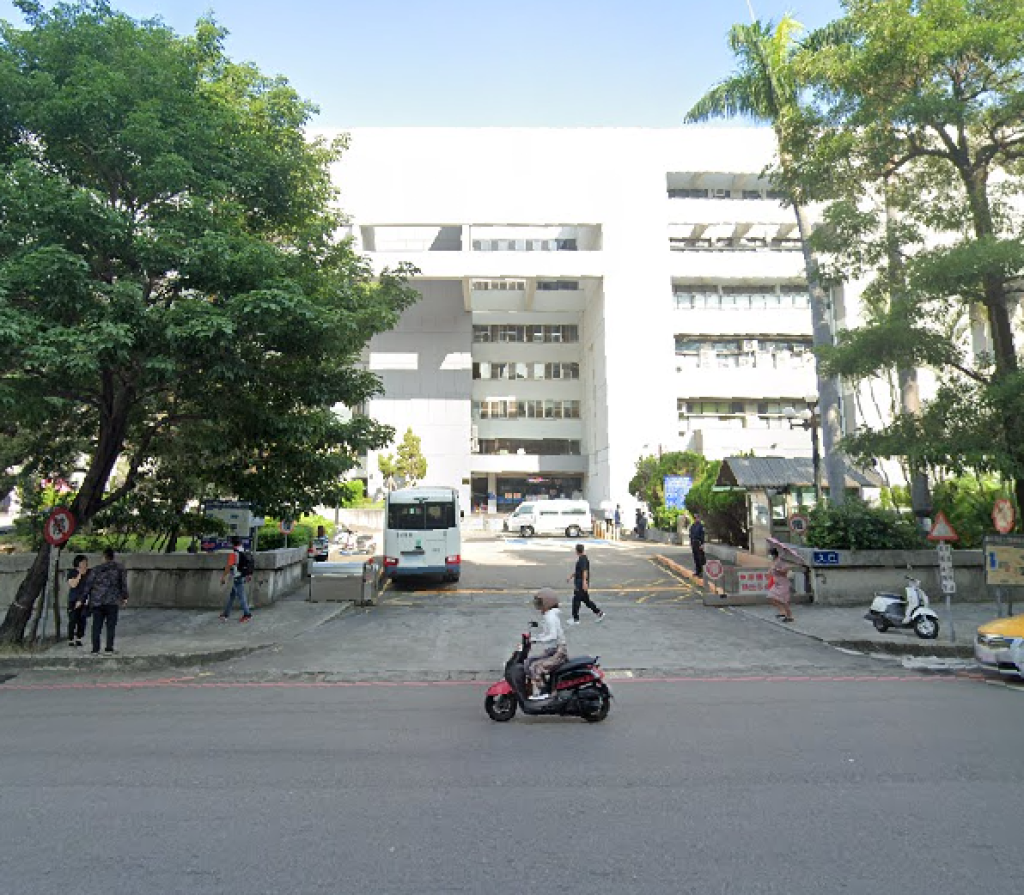 台中男為「吃牢飯」持刀闖超商　法院認非搶劫！只為進監獄逃壓力