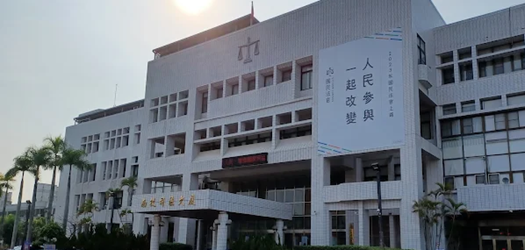 中台禪寺驚傳性侵案！ 　師兄FM2迷昏師弟打手槍口交8次全程錄影