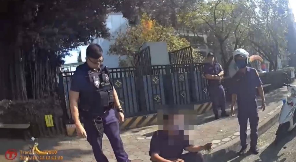 校慶日驚魂！醉男持刀砍人　闖仁愛國小「師生嚇躲保健室」　