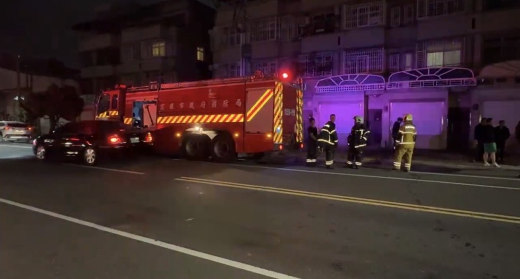 我家門口有異味!高雄仁武多民眾聞惡臭 通報119灑水「源頭疑曝光」