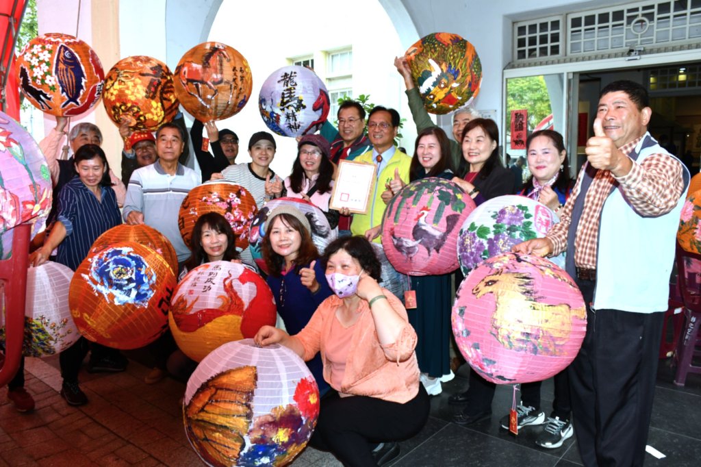 百位藝術家齊聚，將彰化之美彩繪在燈籠上