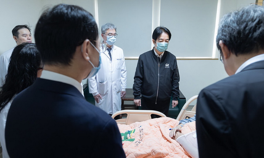 探視隨機襲擊事件傷者 賴清德:強化公共場所與人潮聚集區的警力與快打部署