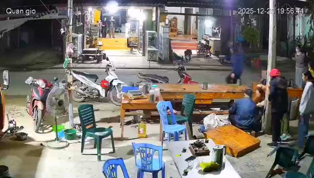 影／疑長期爭吵爆殺機！越南妻遭鐵管狂抽　「拿刀反殺」刺死夫影片瘋傳