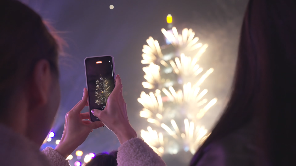 2026全台跨年／不出門也能嗨！2026全台晚會「轉播懶人包」一次看　卡司順序、煙火時間全整理