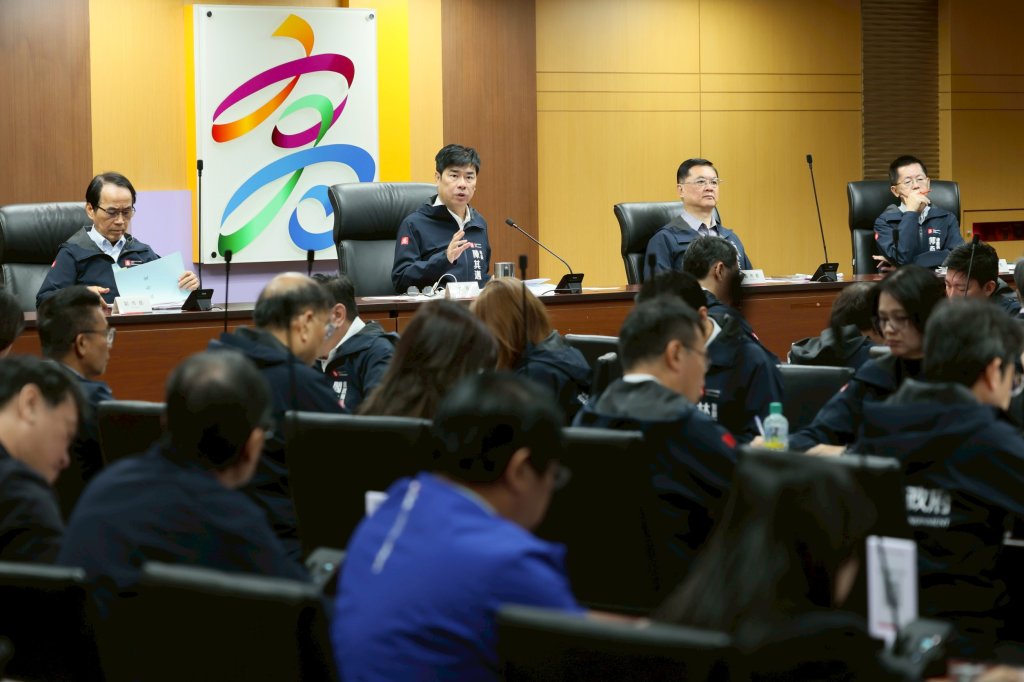 昔喊「使用者付費」!高雄政策急轉彎「國中小營養午餐免費」跟進台中、台北