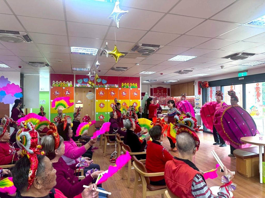 伸港日照車鼓陣迎新春-長輩舞出好元氣