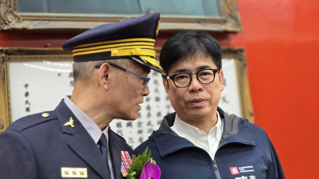 直擊／一上任就咬耳朵！趙瑞華掌舵高市警局　陳其邁搬林炎田成績「立標竿」