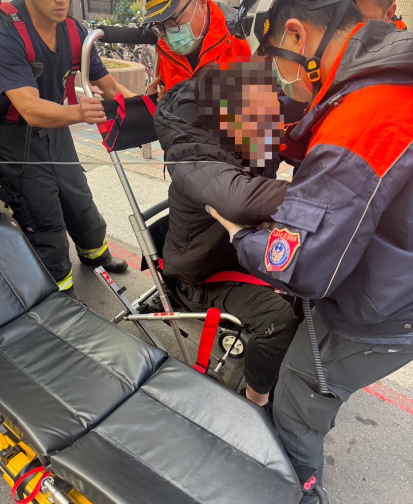 冷!高雄單月2件「一氧化碳中毒」 一家四口、兩女緊急送醫