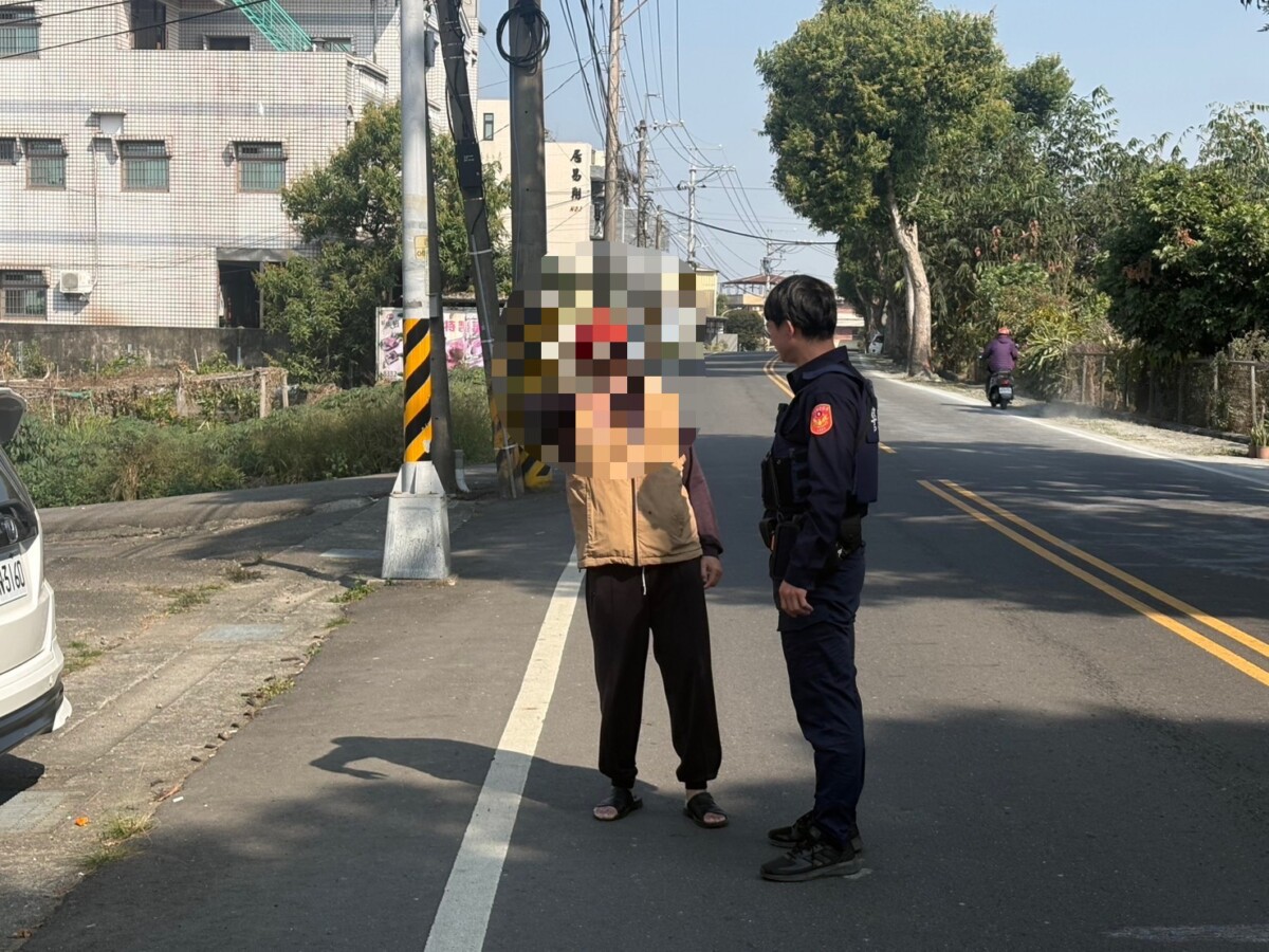 寒天巡邏即刻救援 老翁街頭身體不適 斗南警暖心護送返家